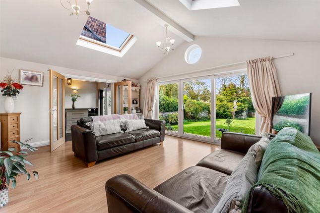Romford Road, Greater Manchester photo 4