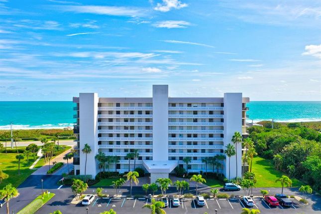 Town house for sale in 5055 North Highway A1A Unit 605, Hutchinson Island, Florida, United States Of America