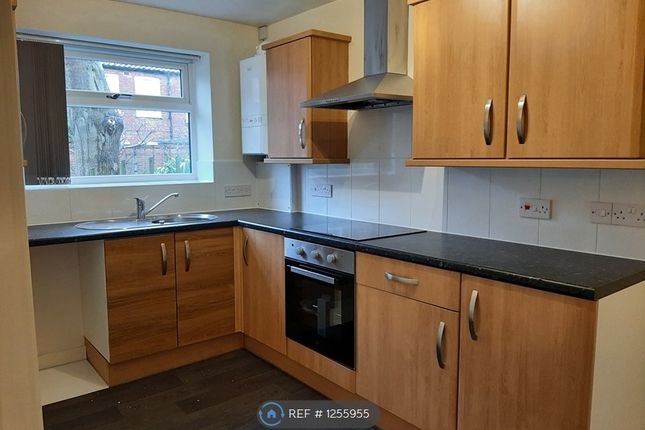 Flat to rent in Grapes Hill, Norwich