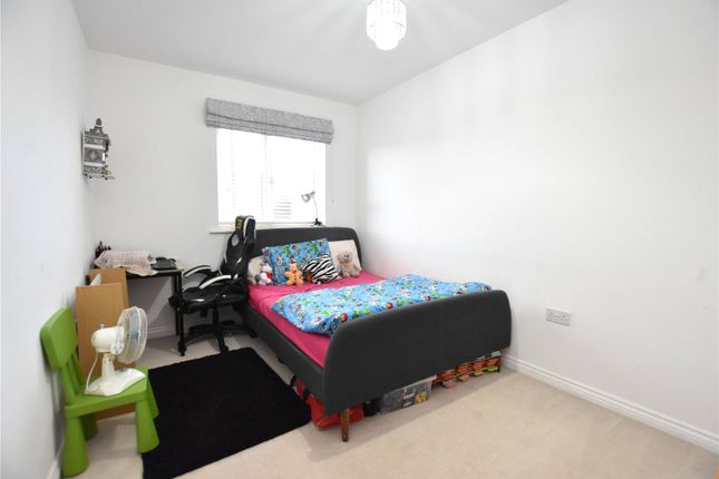 Flat for sale in Greenwood Way, Harwell, Didcot