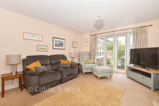 5-bed detached on 19, William Gardens, Smallfield, £700,000