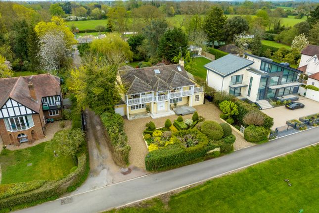 Thumbnail Detached house for sale in River Road, Taplow, Maidenhead, Buckinghamshire