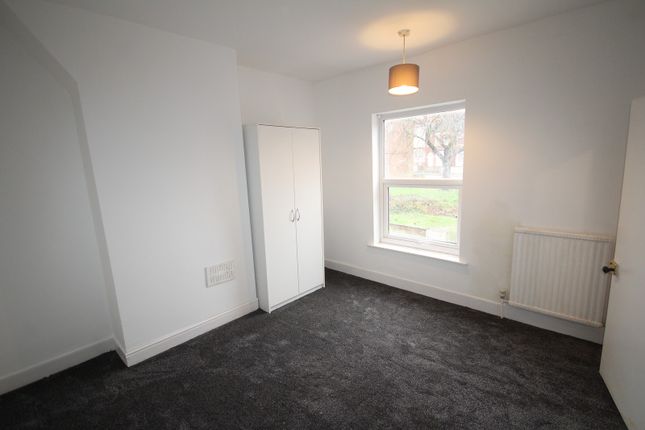 Terraced house to rent in Newcomen Road, Wellingborough, Northamptonshire.