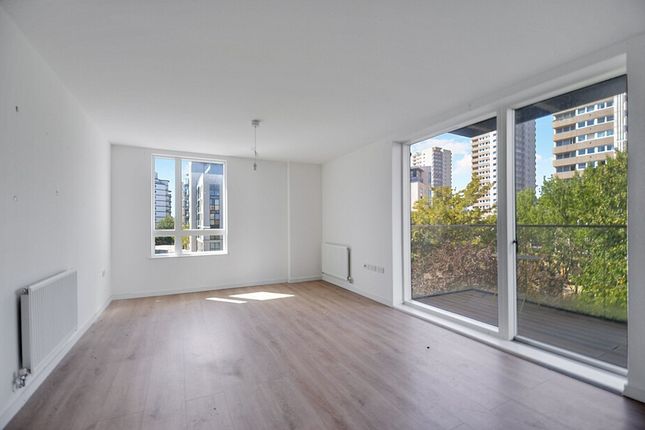 Kempton House - 2 Bedroom, Heritage Place, London photo 4