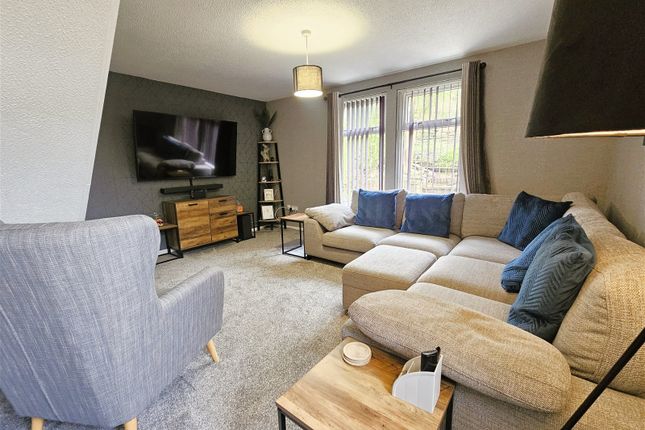 End terrace house for sale in Frobisher Drive, Saltash