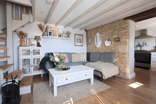 Cotswold Cottage, Farm Lane, Witney photo 2