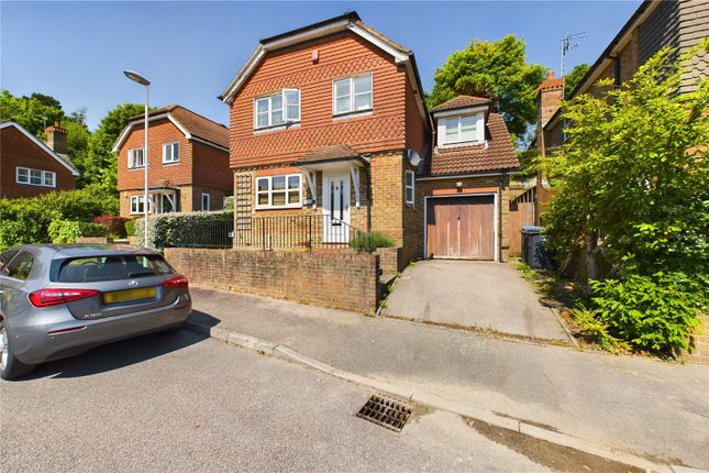 Thumbnail Detached house to rent in Richmond Way, East Grinstead, West Sussex