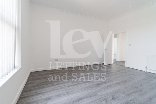 Flat 3, 16 Marlborough Road, Liverpool photo 4