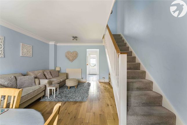 10, Pilgrims View, Kent photo 3