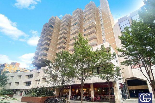 Flat 22 Vesage Court, 8A, Leather Lane, London photo 3