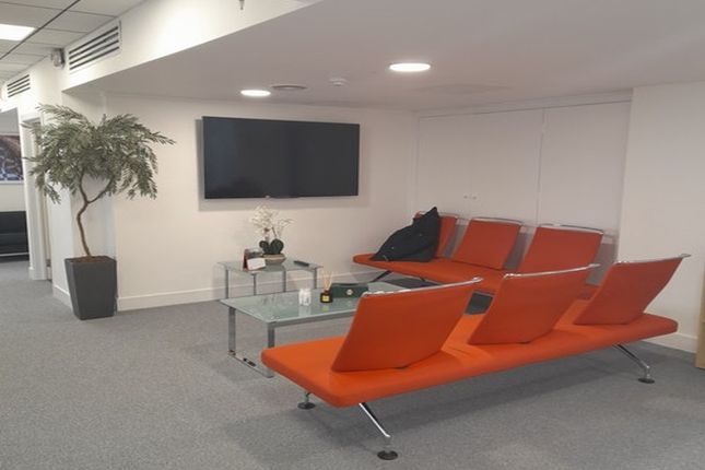 Office to let in Old Marylebone Road, London