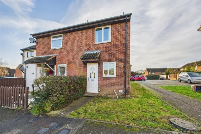 2-bed semi-detached on 50, Parishes Mead, Poplars, Stevenage, £294,995