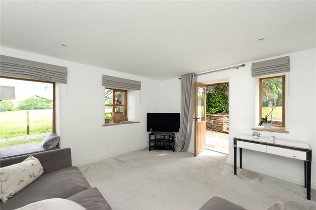 3 Bed Property For Sale In Holehouse Lane Whiteley Green