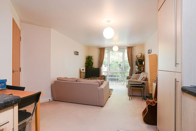 Apt 215, Weekday Cross Building, Nottingham photo 5