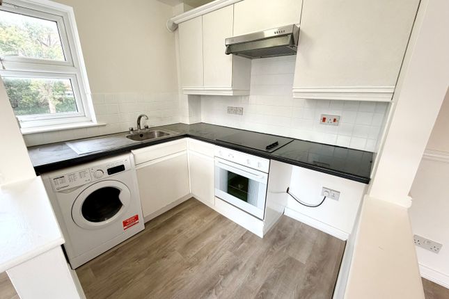 2, Maulden Court, St Albans photo 4