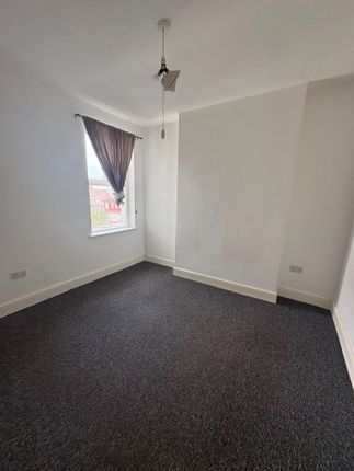 FLAT 2, 42 , King Street, Egremont photo 4