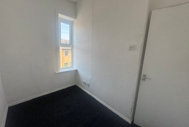 9, Spencer Street, Burnley photo 5