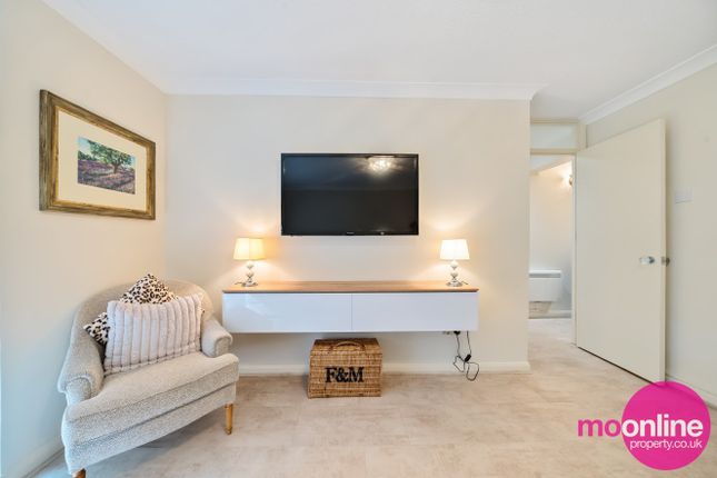 Thumbnail Flat for sale in Adelaide Road, Primrose Hill, London