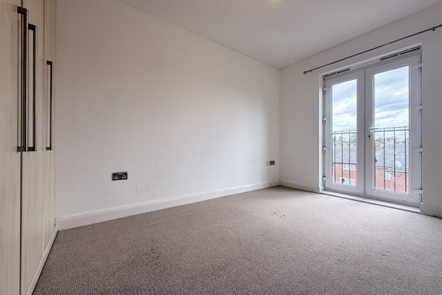 F8, 136, Ridgepoint Court, Maidstone photo 4