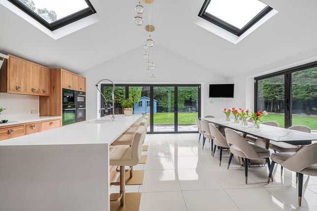 Horton, Tydcombe Road, Warlingham photo 4