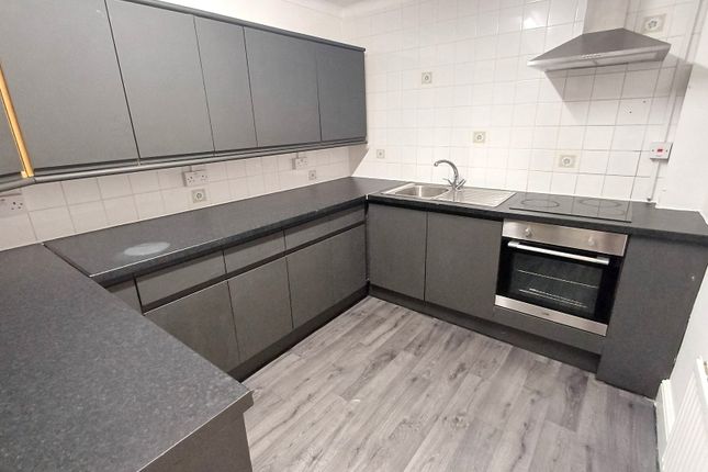 2A, Hales Drive, Kent photo 2