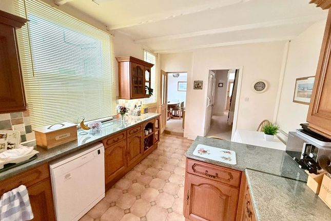 9, Cardiff Road, Pwllheli photo 5