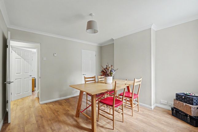 6 Kent Terrace, Canterbury Lane, Gillingham photo 4