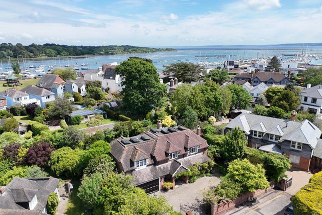 3, Mayflower Close, Lymington photo 3