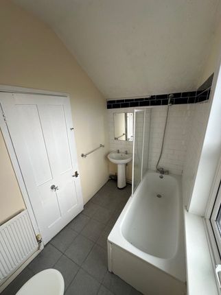 Thumbnail Flat to rent in Exning Road, Newmarket