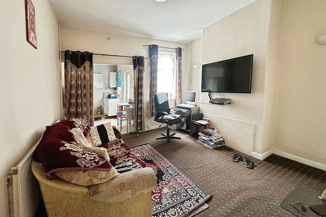 258, Tudor Road, Leicester photo 3