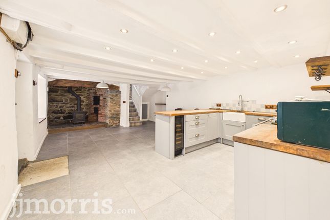 Rock Cottage, 3 Church Street, Newport photo 4