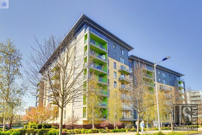 Flat for sale in Falcondale Court, Lakeside Drive, London