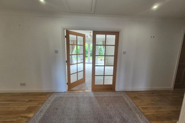 2, Woodlands Drive, Lochmaben photo 3