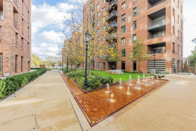 Flat for sale in Brook Road, Clarendon, Hornsey