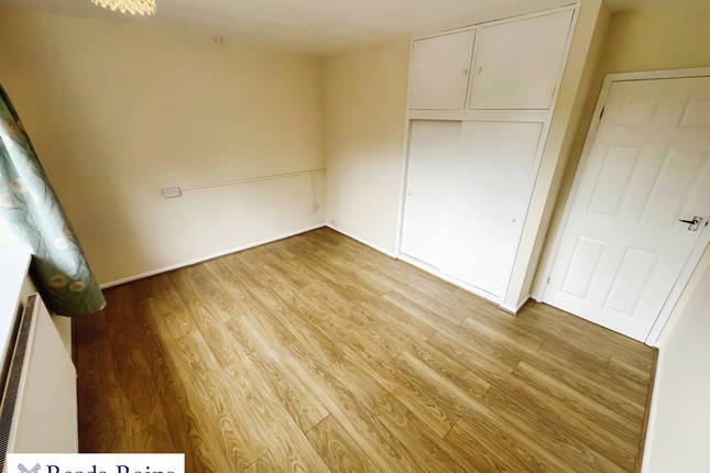 Flat to rent in Manor Court Street, Stoke-On-Trent, Staffordshire
