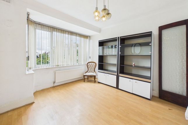 195 Hull Road, Hull photo 3