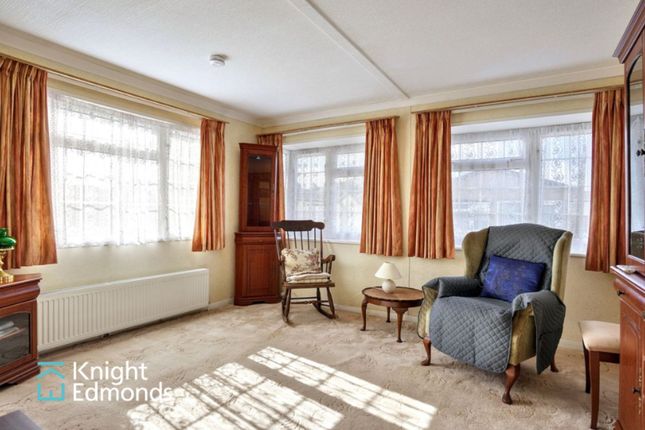 32 Garden Of England Park Forstal Lane, Maidstone photo 3