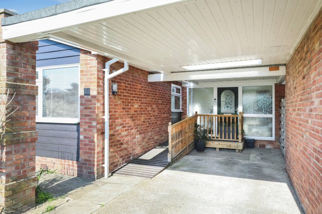 34, Overcote Lane, Needleworth, St. Ives photo 3