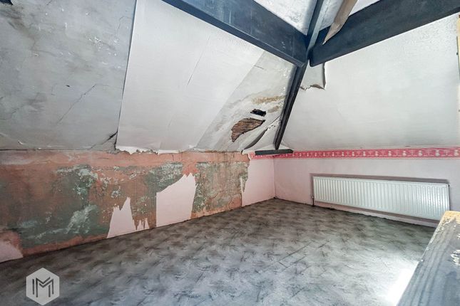 4 Hawthorne Road, Bolton photo 4