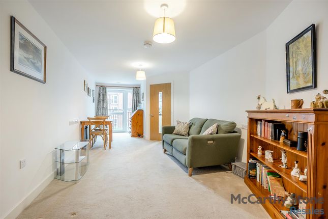 38 Knox Court, Bilton Road, Rugby photo 2