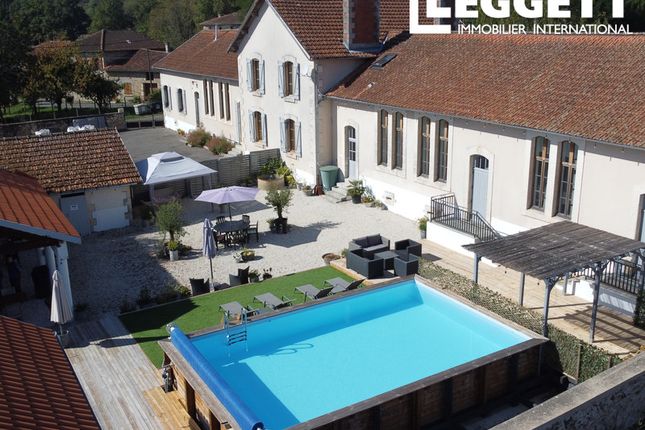 Thumbnail Villa for sale in Lésignac-Durand, Charente, Nouvelle-Aquitaine