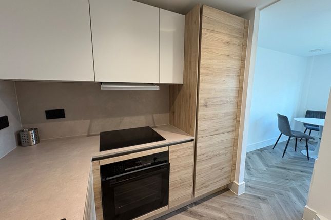 Apartment 38, Velocity Tower, 10, St. Marys Gate, Sheffield photo 4