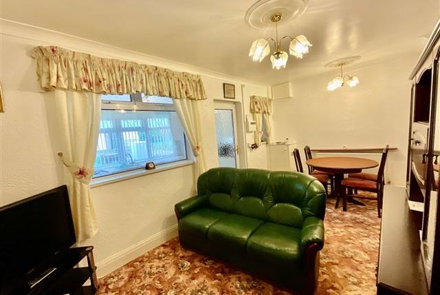 23, Ashley Grove Aston, Sheffield photo 4