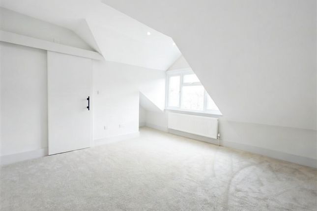 1st Floor 4, Mountfield Road, London photo 3