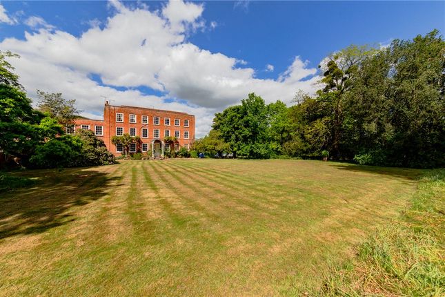 2 bed flat for sale in Beech Hill House, Wood Lane, Beech Hill RG7