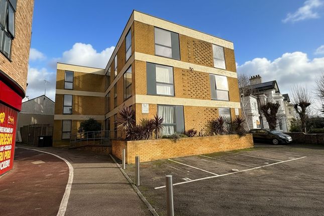 1-bed flat on Flat 13, Elwick House Elwick Road, Ashford, £95,000