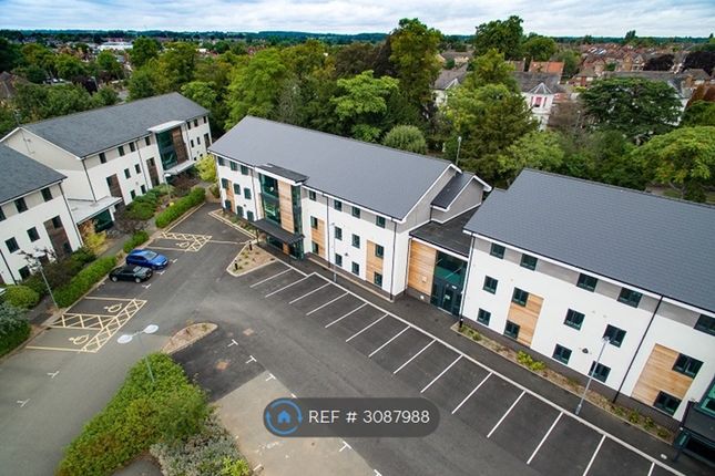 Warwick New Road, Leamington Spa photo 3