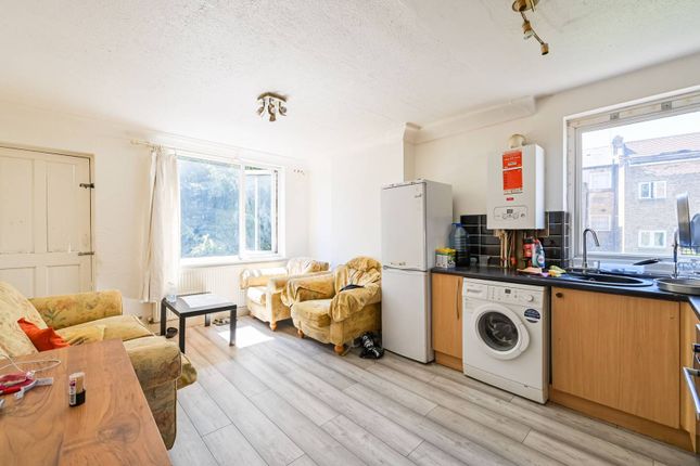 3-bed flat on Grange Court, Leyton, £320,000