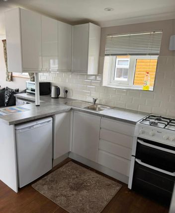 22, Park Avenue, Leysdown photo 5