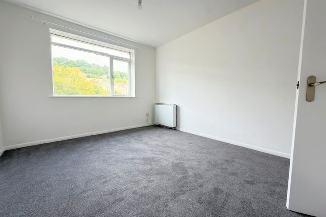5 Forester Court, Bath photo 4